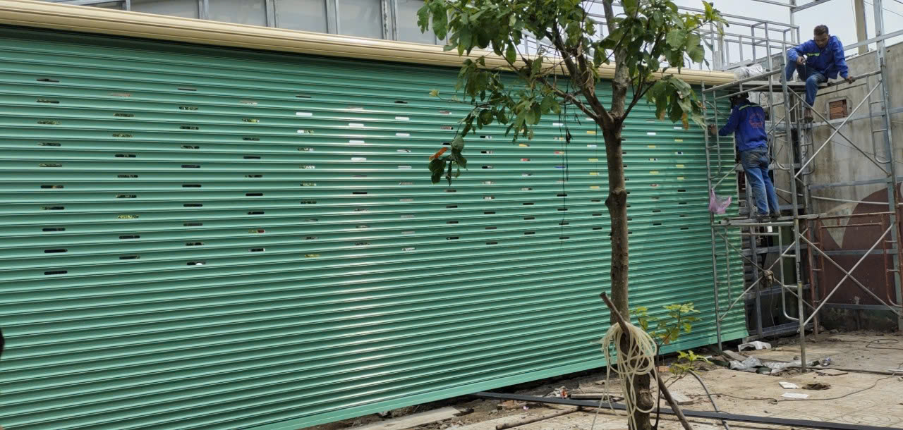 Giá cửa cuốn tại quận 10 từ 350.000VNĐ/m2